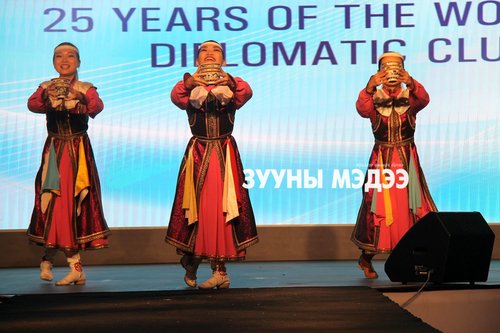 Онцлох фото: Аягатай бүжиг